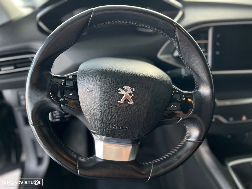 Peugeot 308 1.5 BlueHDi Style - 15