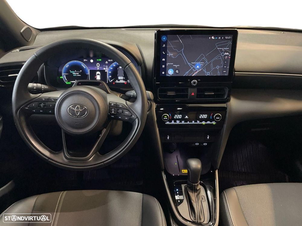 Toyota Yaris Cross - 8