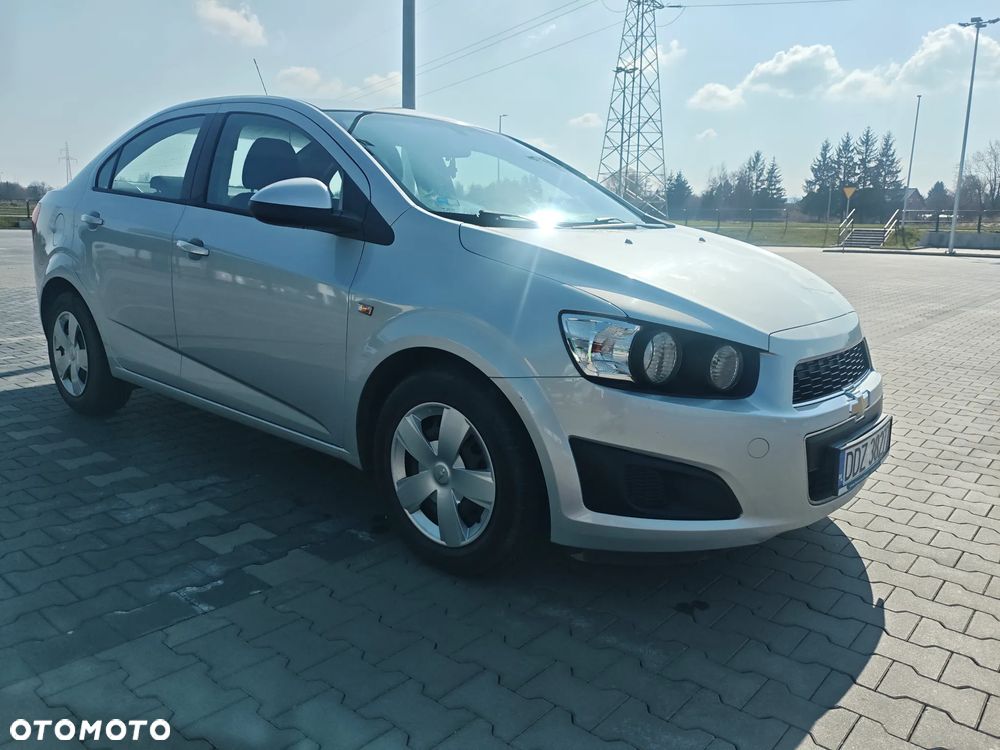 Chevrolet Aveo 1.4 16V LS - 9