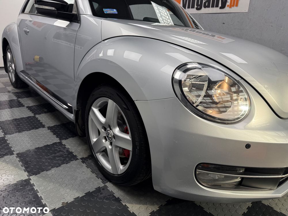 Volkswagen Beetle 2.0 TSI Sport DSG - 24