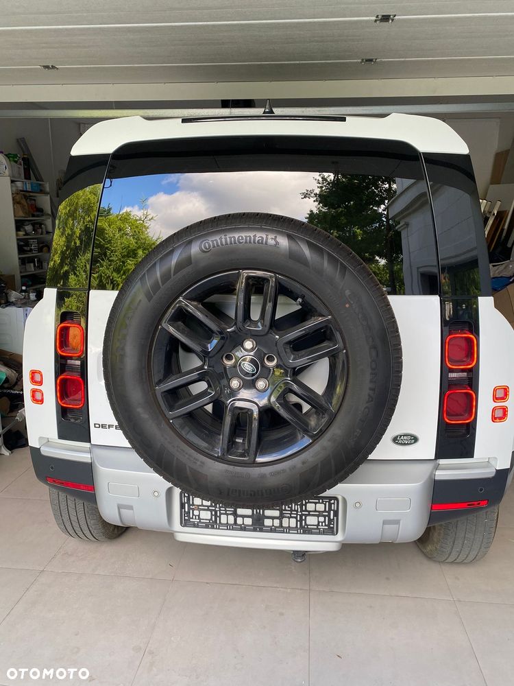 Land Rover Defender 2.0 P300 - 8