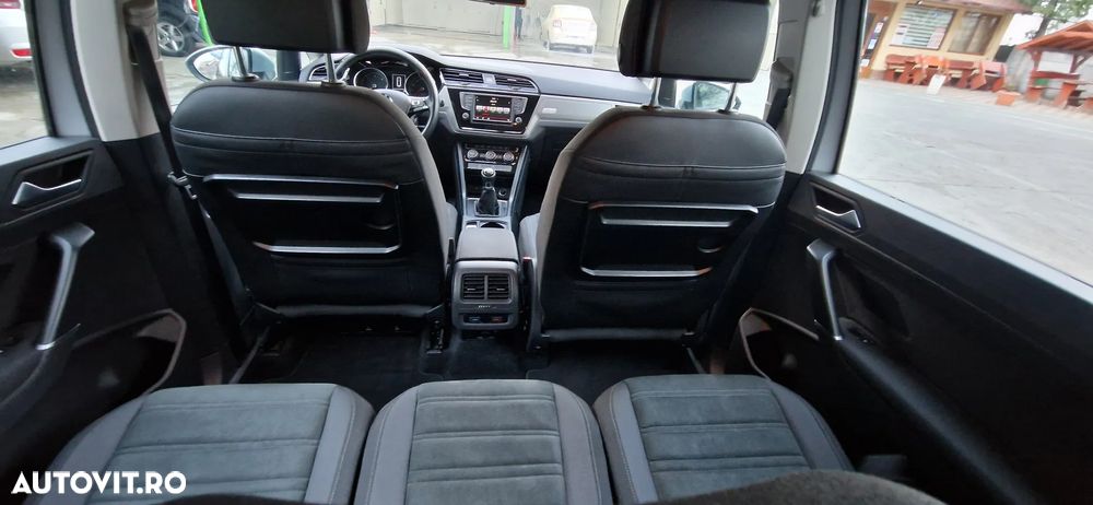 Volkswagen Touran 2.0 TDI SCR UNITED - 8