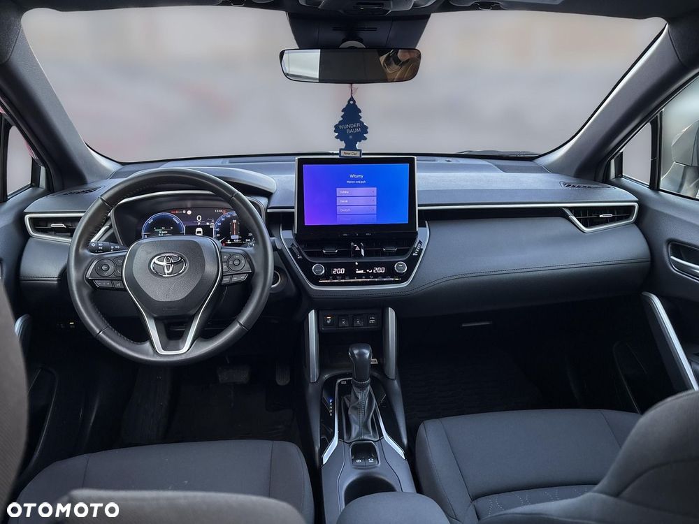 Toyota Corolla Cross - 13