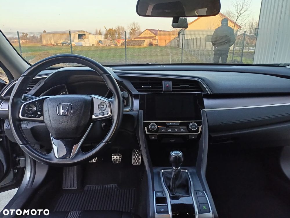 Honda Civic 1.5 T Elegance - 10