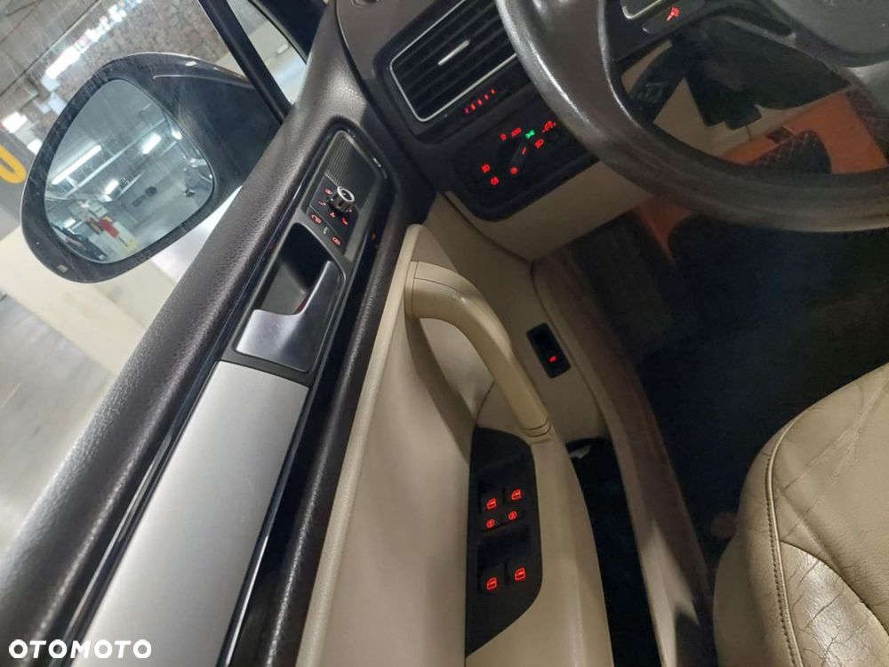 Volkswagen Touareg 3.0 V6 TDI Blue Motion DPF Automatik - 11