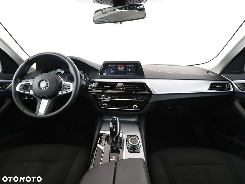 BMW Seria 5 520d - 16