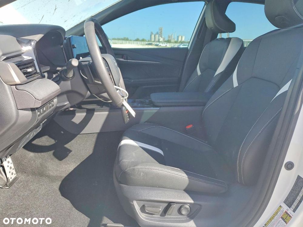 Toyota Camry 2.5 Hybrid Dynamic Force Executive e-CVT - 7
