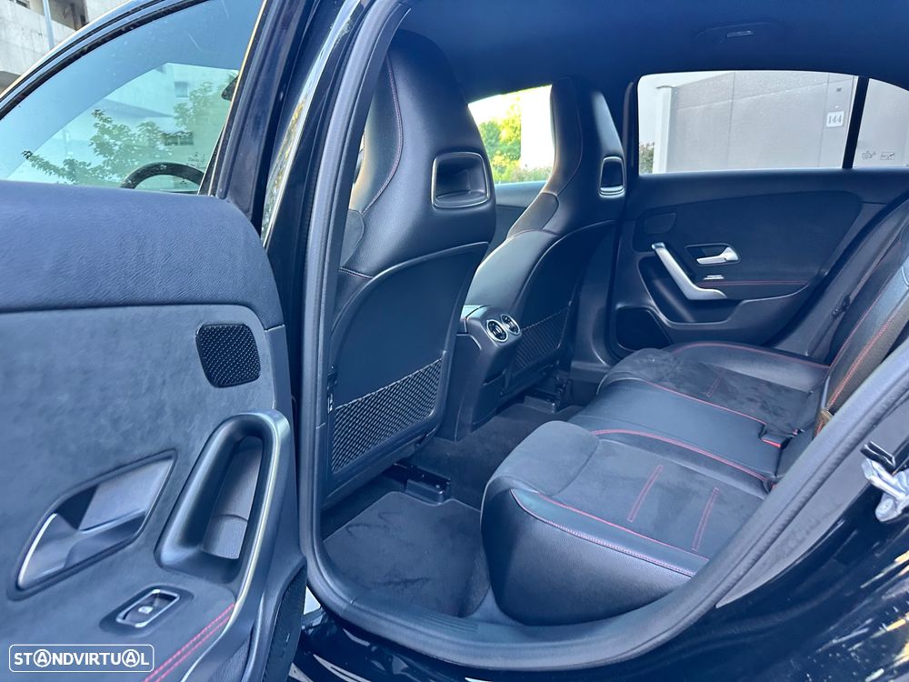 Mercedes-Benz A 200 AMG Line - 28
