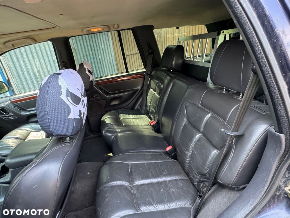 Jeep Grand Cherokee - 8