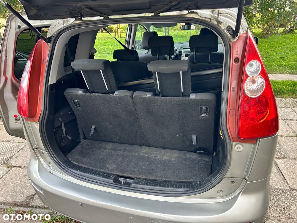 Mazda 5 - 9