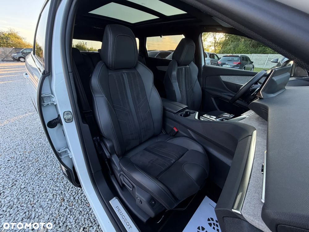 Peugeot 5008 PureTech 180 EAT8 Stop & Start GT - 36