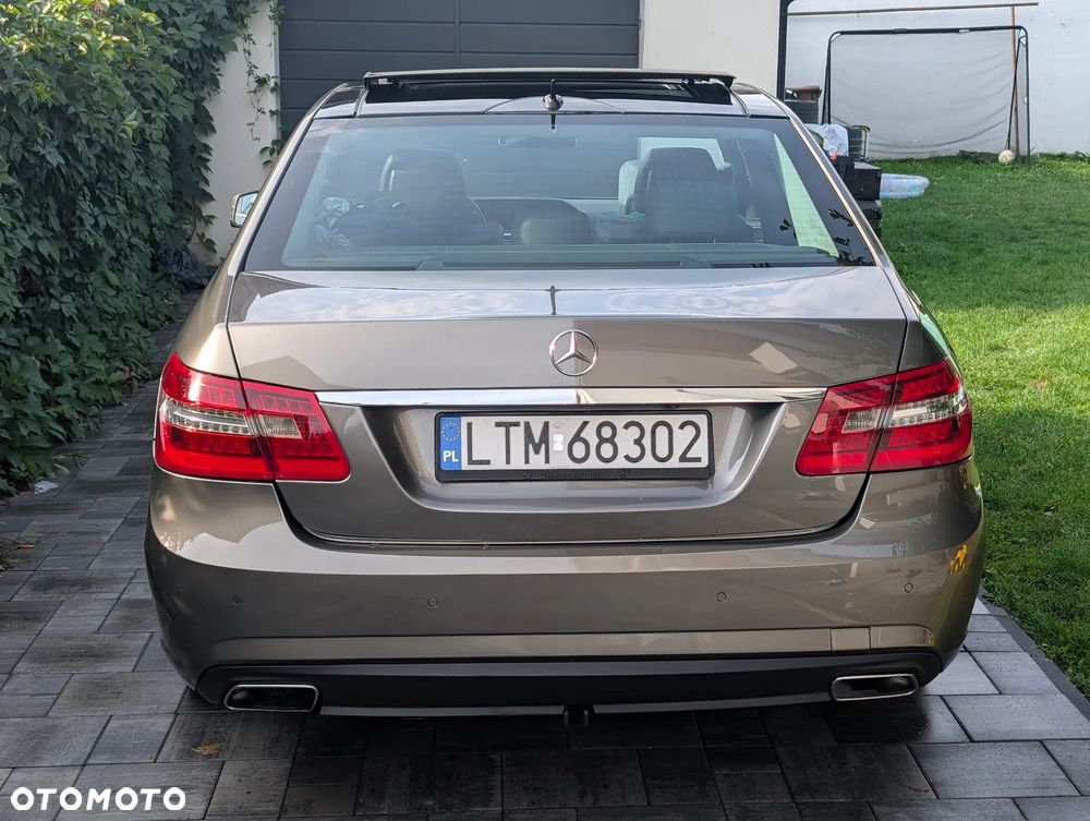 Mercedes-Benz Klasa E 220 CDI BlueEff Avantgarde - 6