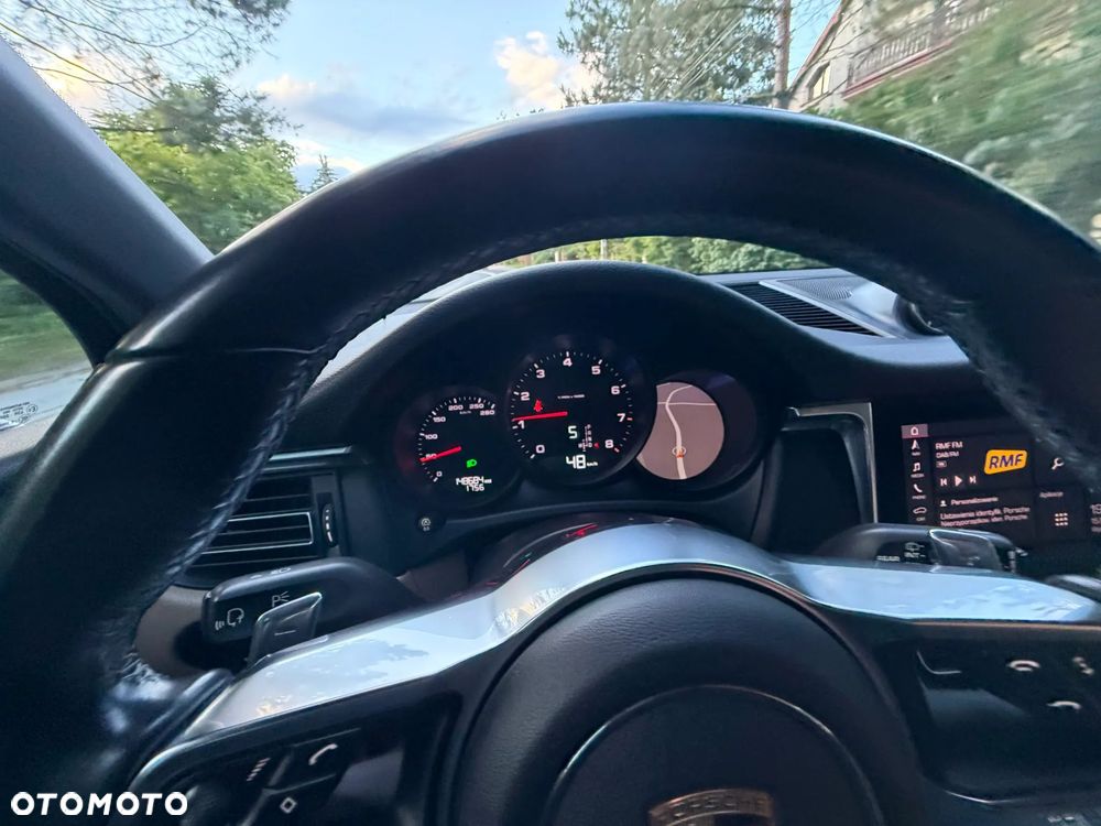 Porsche Macan - 22
