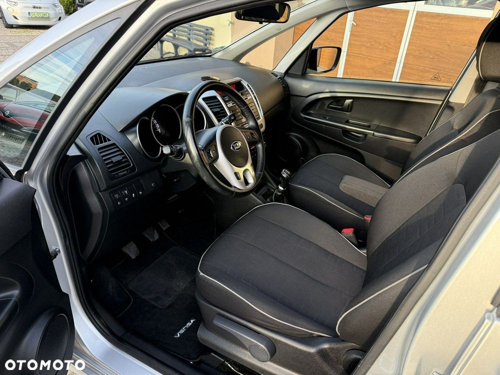 Kia Venga 1.6 CVVT Dream Team Edition - 20