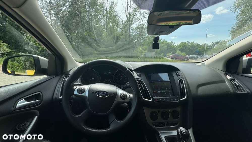 Ford Focus 1.0 EcoBoost Trend - 8