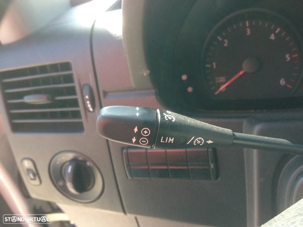 VW Crafter 35 2.0 TDi 136 CT Longa Extra - 16