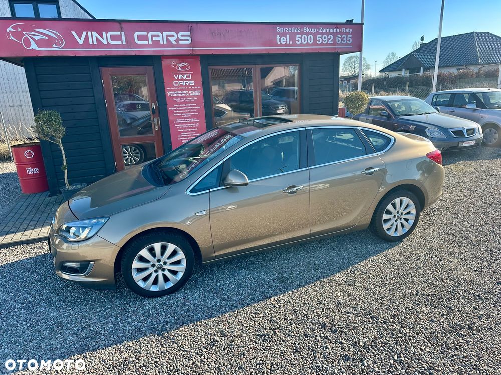 Opel Astra 1.4 Turbo - 2