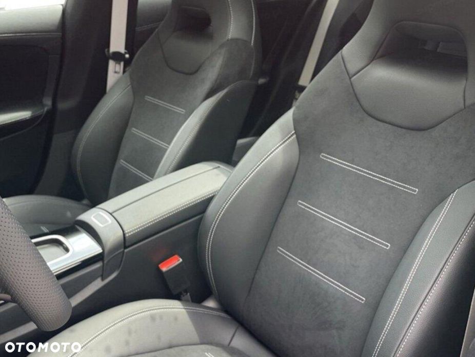 Mercedes-Benz Klasa A 200 AMG Line 7G-DCT - 9