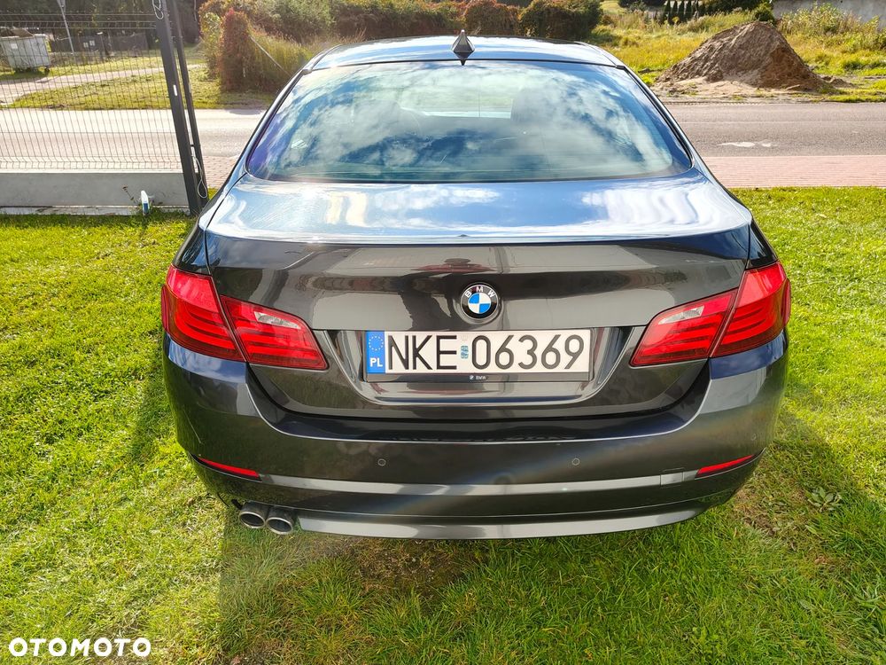 BMW Seria 5 520d Luxury Line - 8