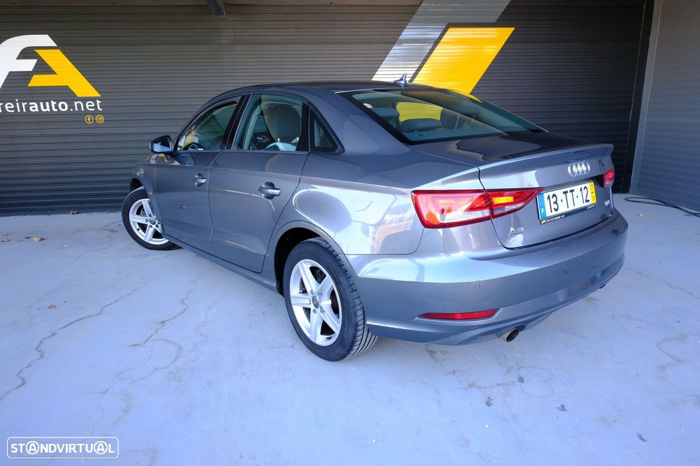 Audi A3 Limousine 1.6 TDI Design - 3
