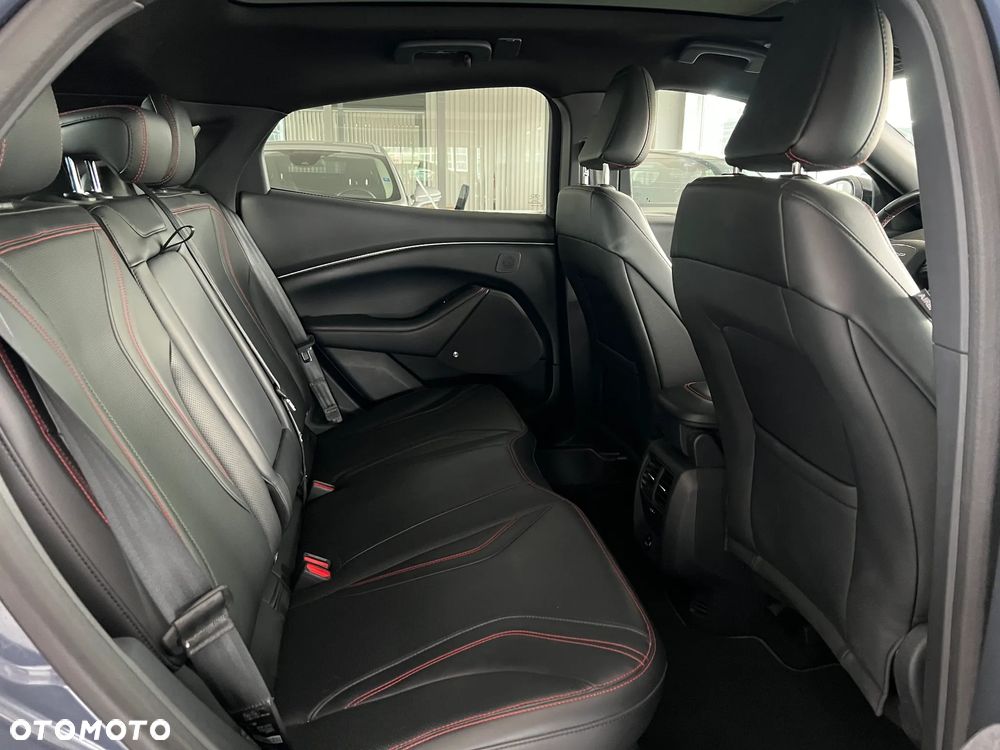 Ford Mustang Mach-E - 36