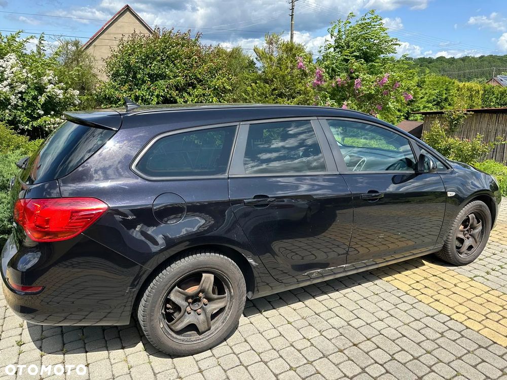 Opel Astra IV 1.7 CDTI Cosmo - 12