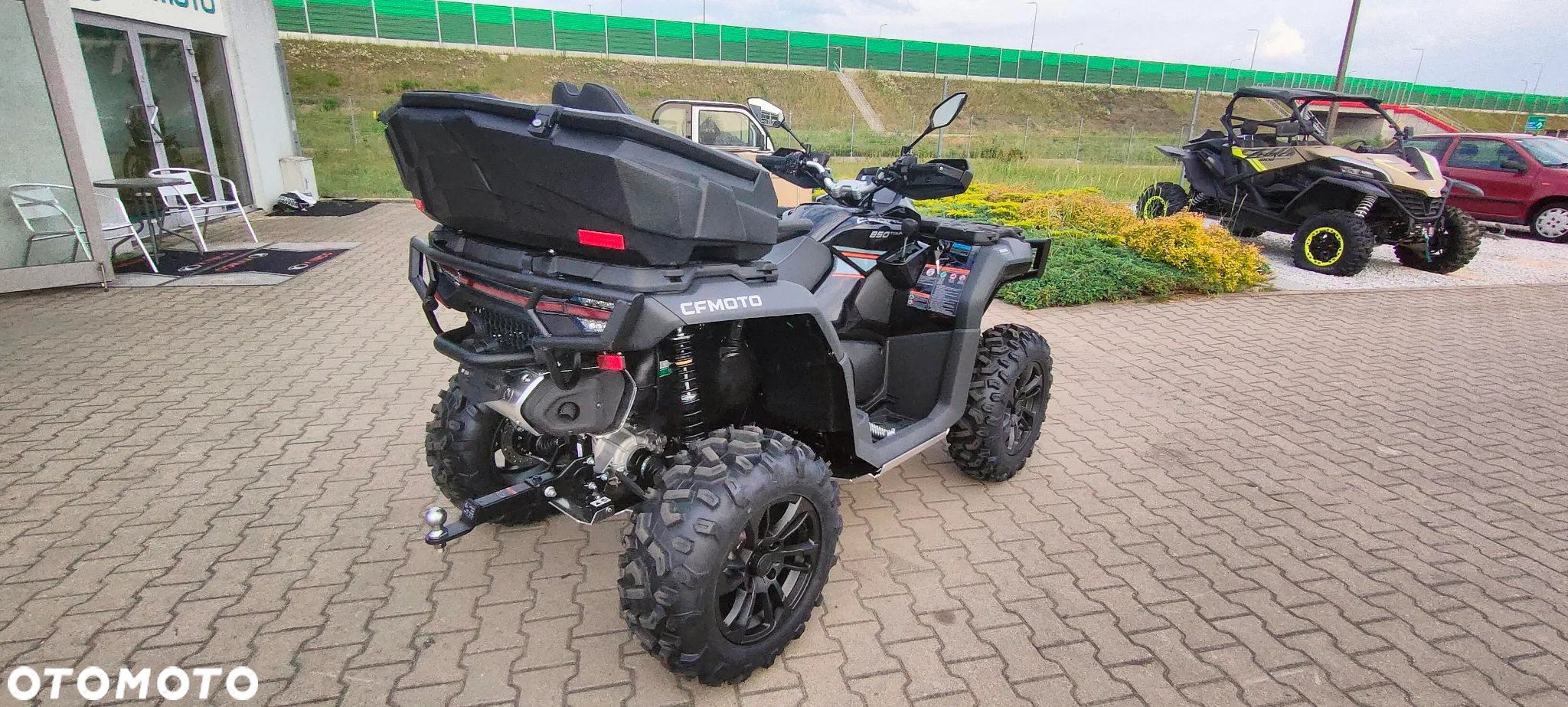 CFMoto CForce - 24