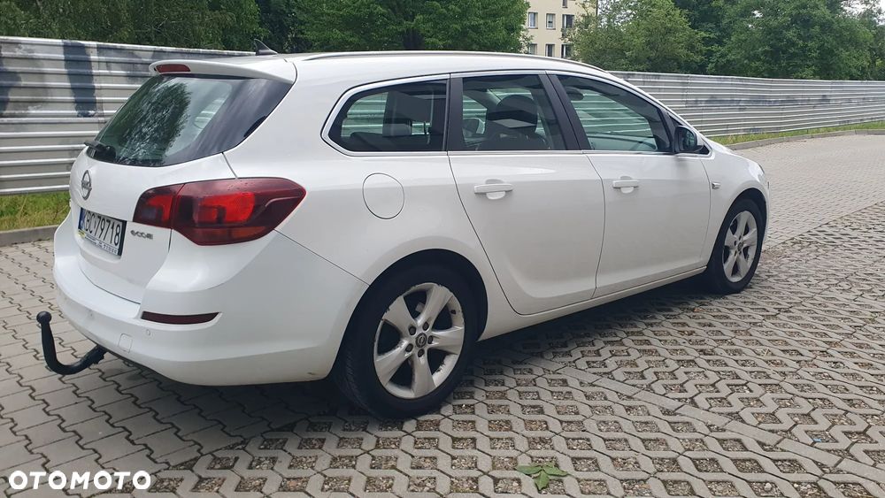 Opel Astra - 9