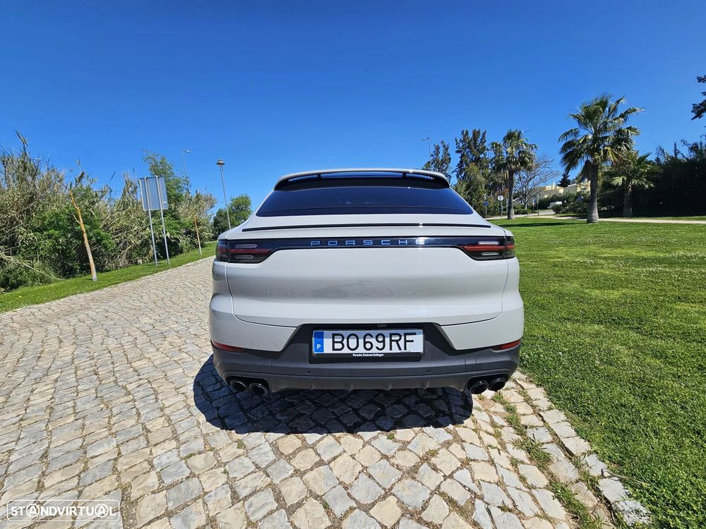 Porsche Cayenne Coupé E-Hybrid - 6