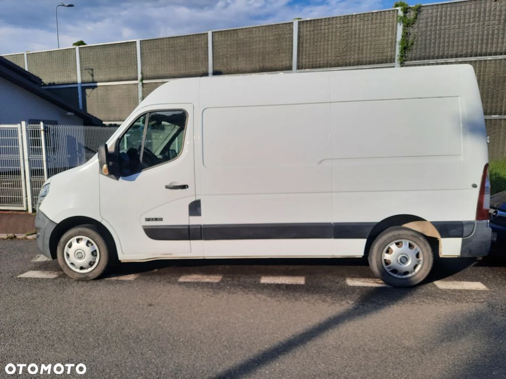 Nissan NV 400 - 1