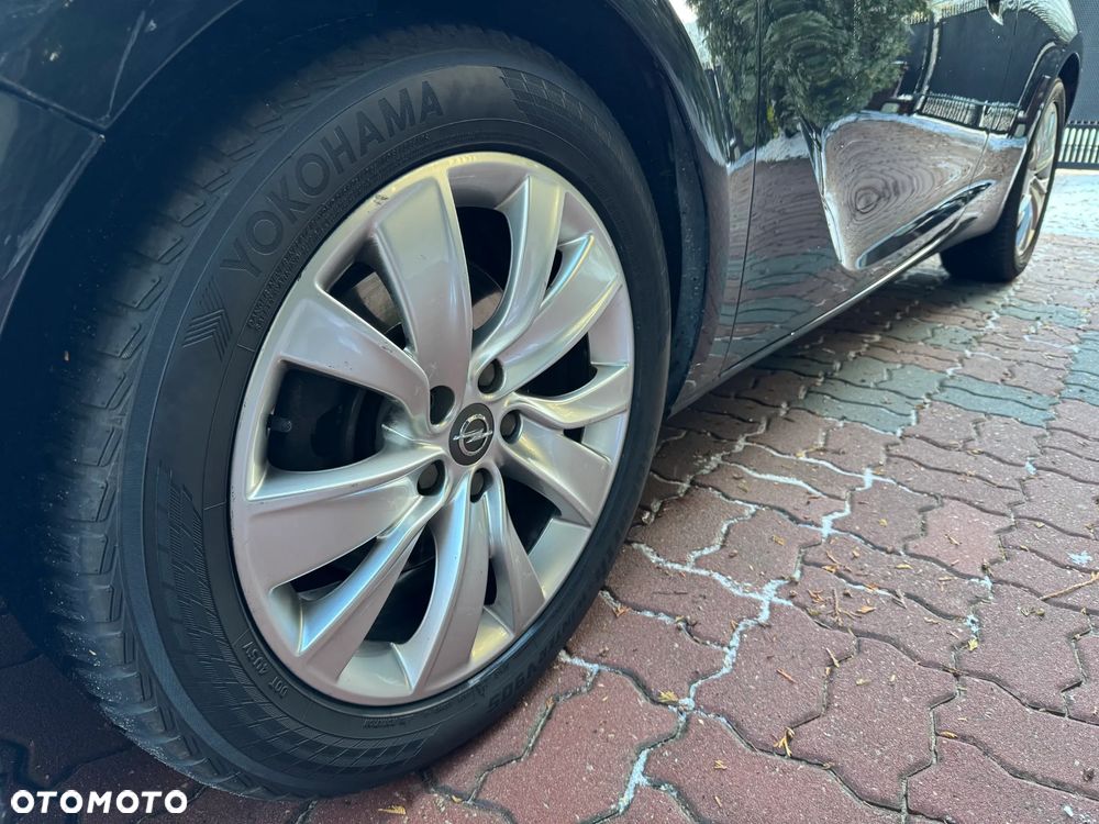 Opel Astra 1.4 Turbo Automatik - 15