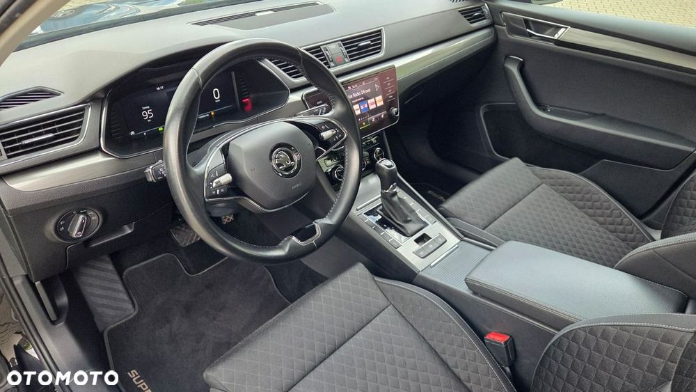 Skoda Superb 1.5 TSI Ambition DSG - 17