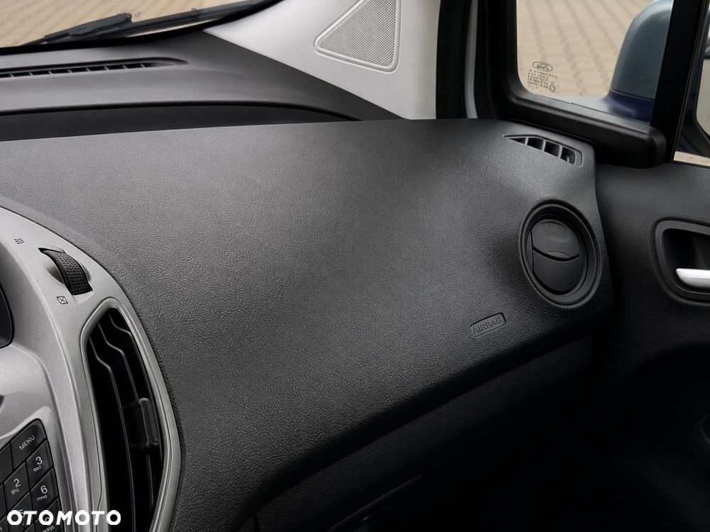 Ford TRANSIT COURIER - 24