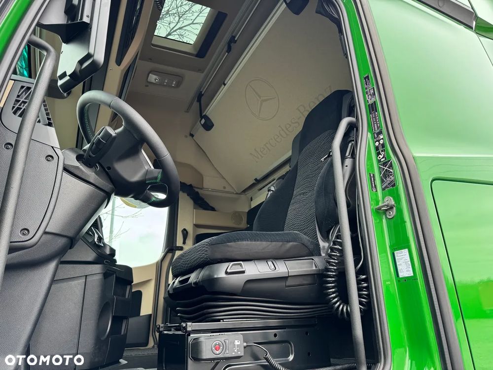 Mercedes-Benz ACTROS 1851 GIGA SPACE / ACC /SALONKA / NAVIGACJA / DWA ŁÓŻKA - 28