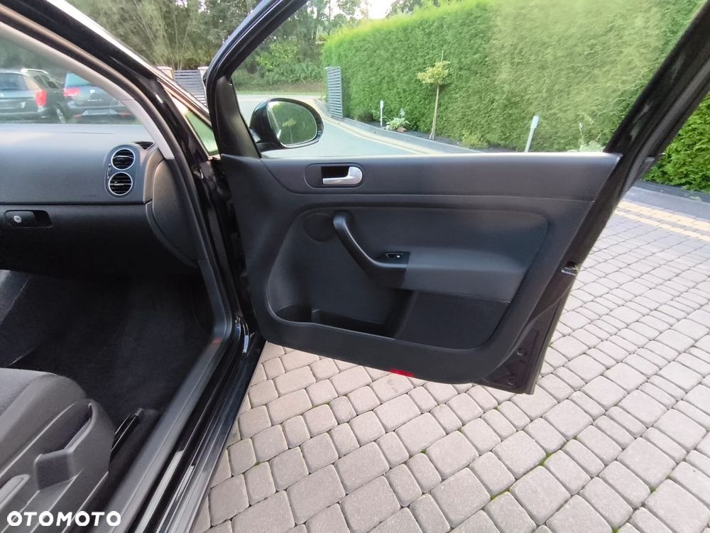 Volkswagen Golf Plus 1.6 Comfortline - 4