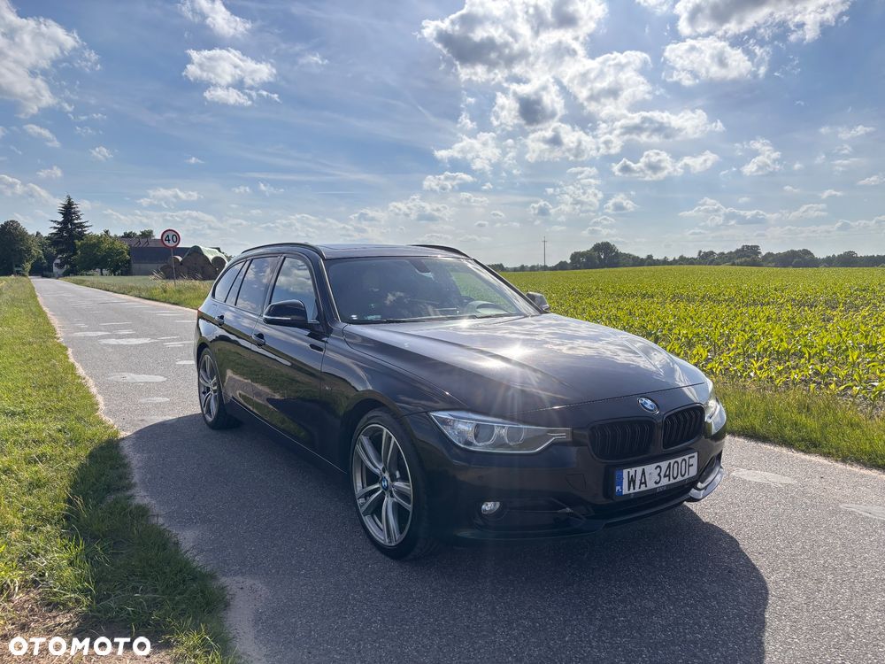 BMW Seria 3 318d Sport Line - 4