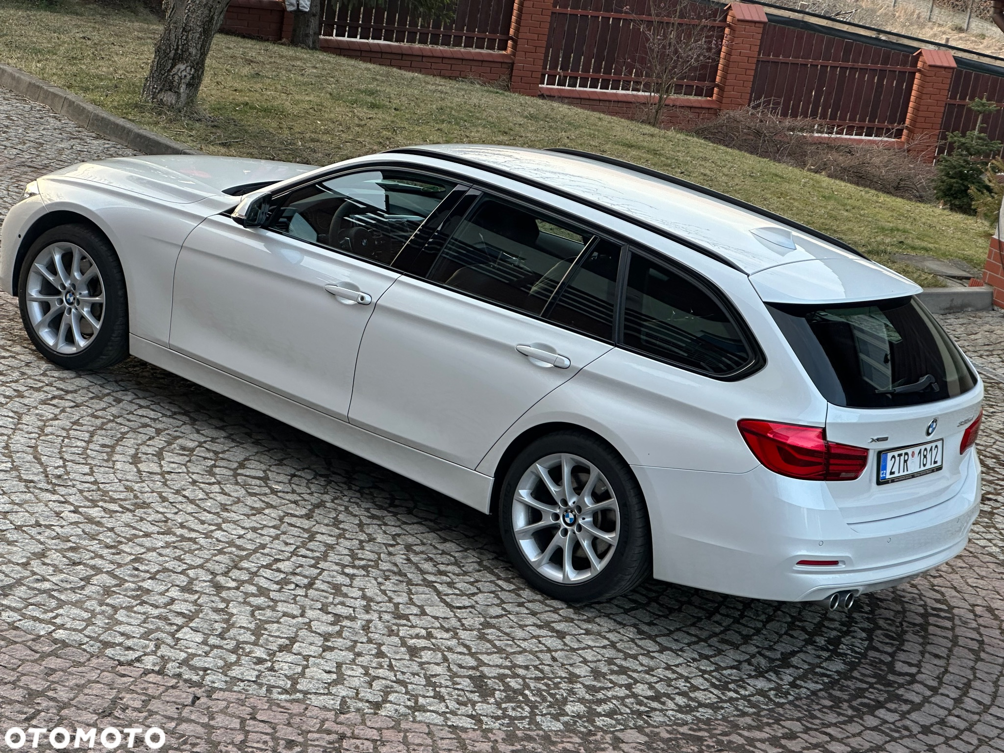 BMW Seria 3 335d Touring xDrive Luxury Line - 13