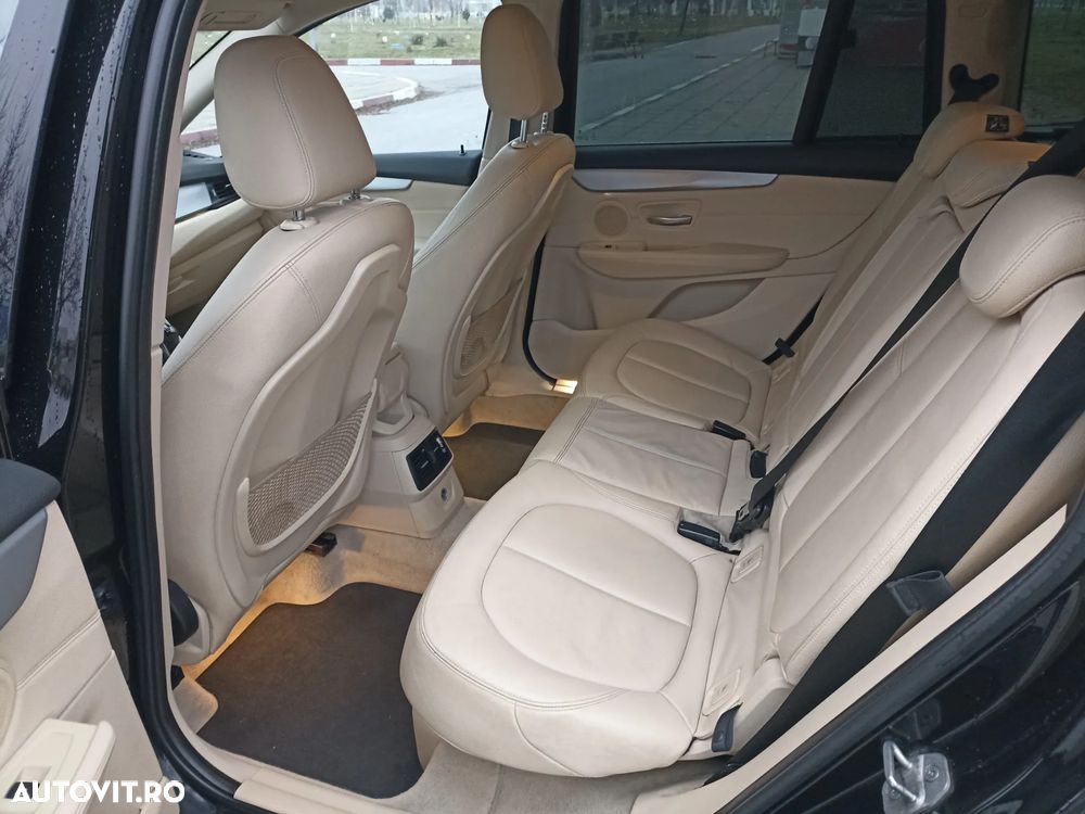 BMW Seria 2 216d Gran Tourer Luxury Line - 18