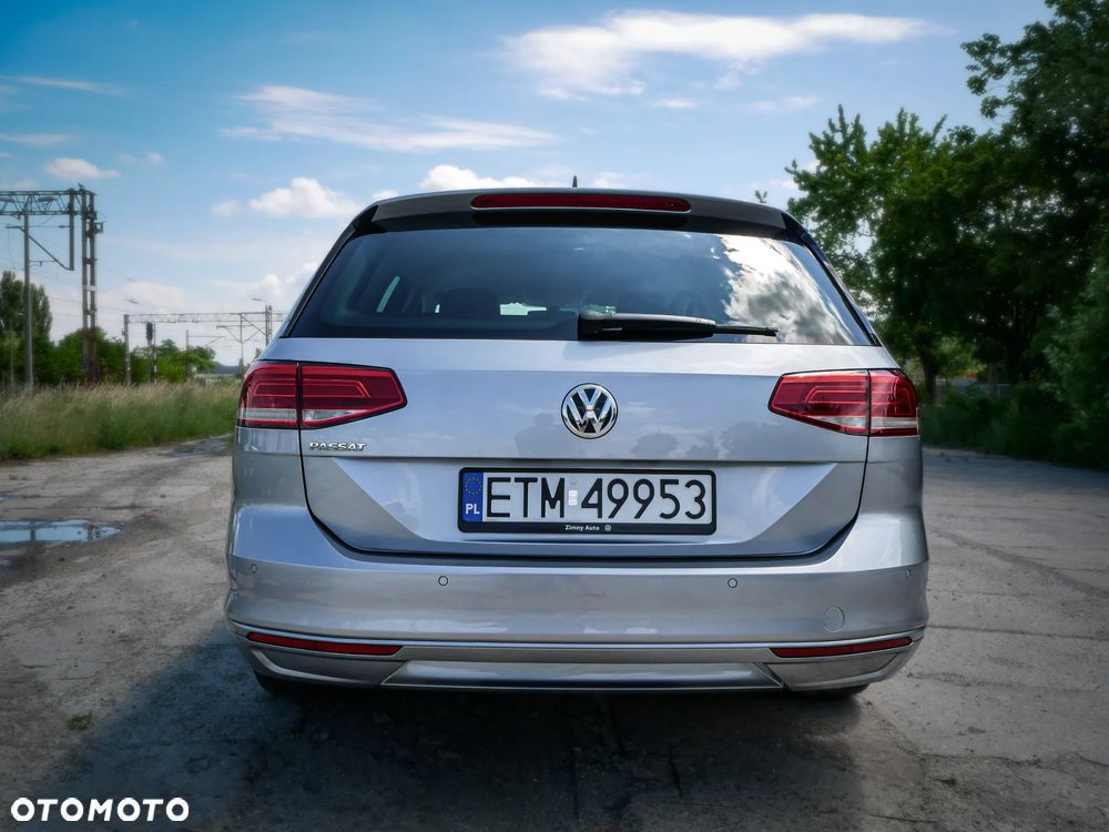Volkswagen Passat 2.0 TDI SCR DSG Highline - 12