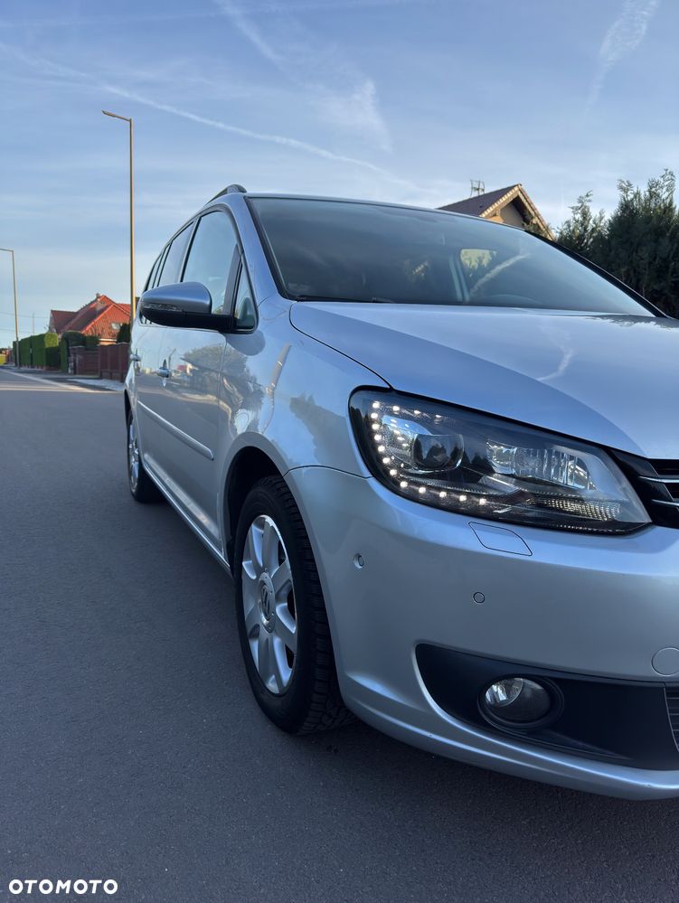 Volkswagen Touran 1.6 TDI DPF BlueMotion Technology Highline - 3