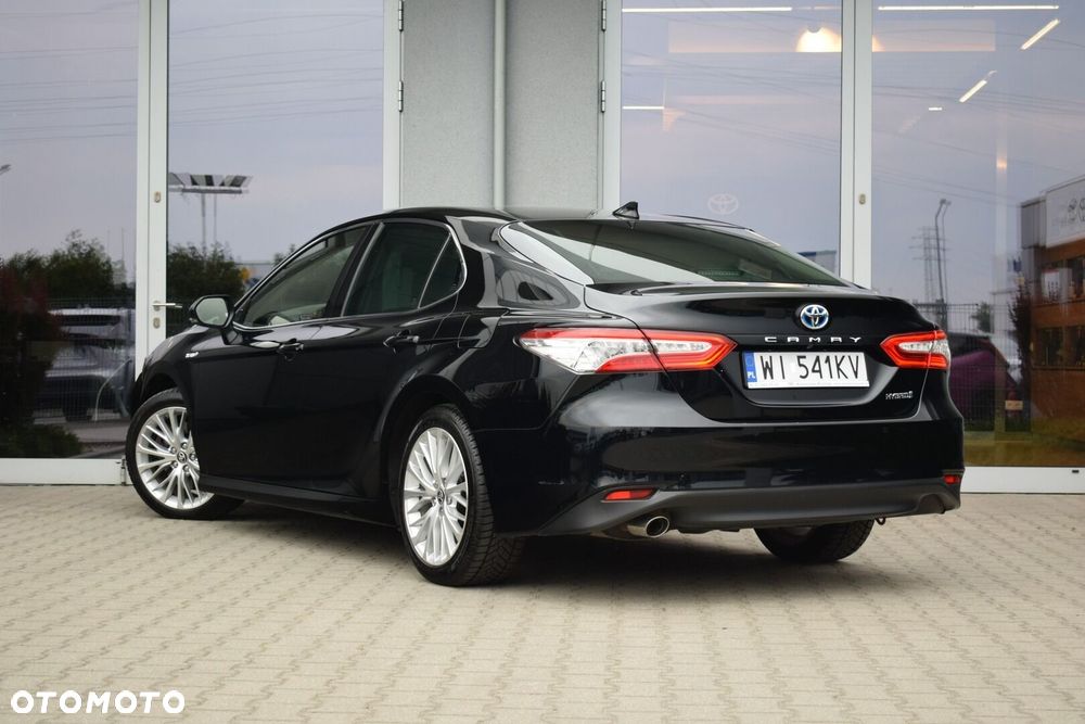 Toyota Camry 2.5 Hybrid Executive CVT - 4