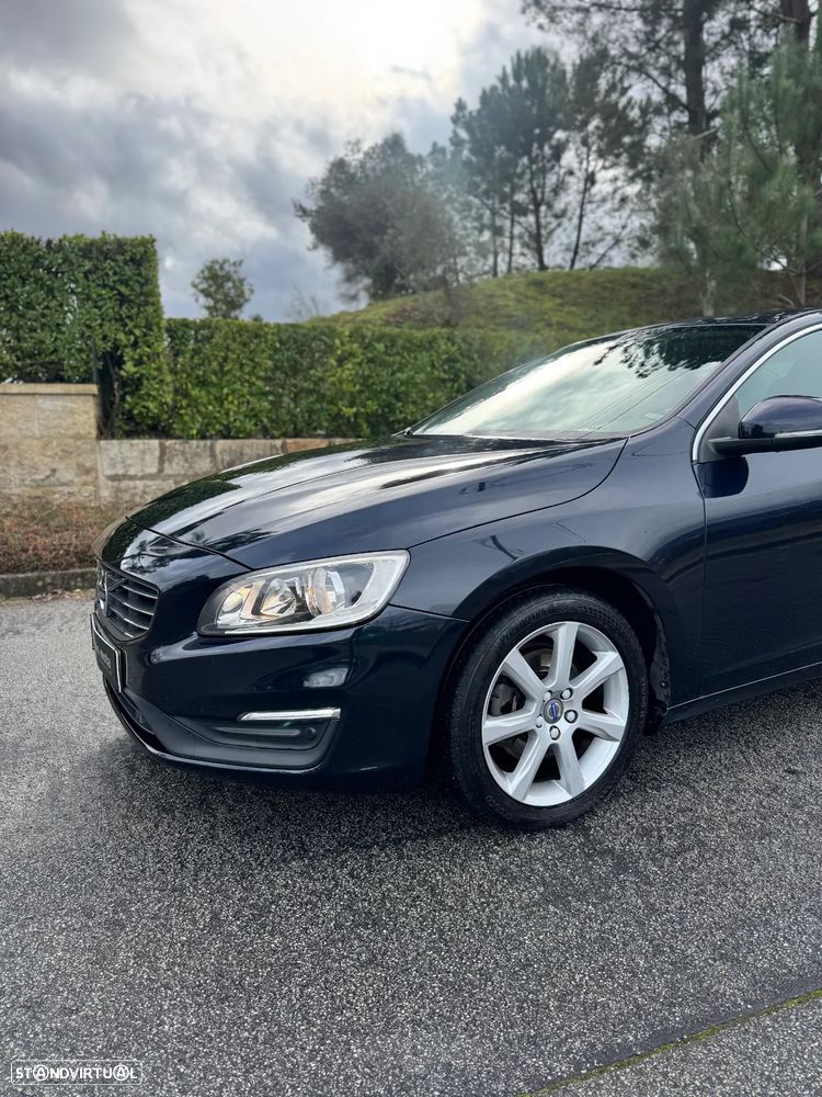 Volvo S60 2.0 D3 Momentum Geartronic - 6