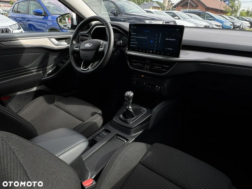 Ford Focus 1.0 EcoBoost Hybrid TITANIUM EDITION - 19