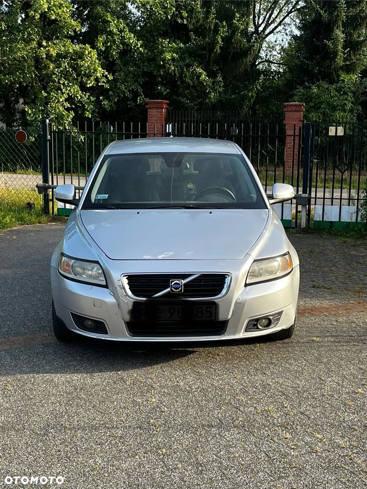 Volvo V50