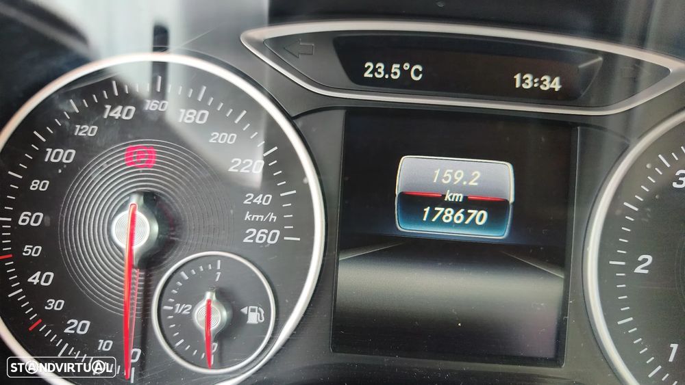 Mercedes-Benz B 180 d Urban - 4