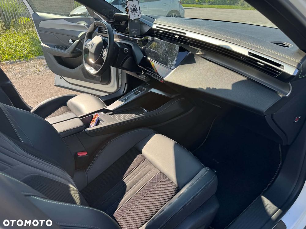 Peugeot 408 1.2 PureTech GT S&S EAT8 - 8