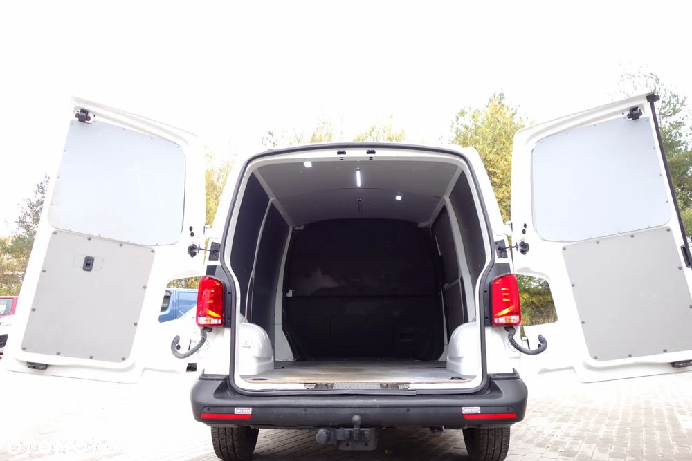 Volkswagen Transporter 2.0 TDI Automat T6 L1H1 Klima Webasto Navi - 11