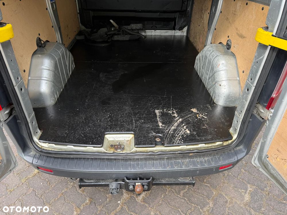 Ford Transit Custom - 14