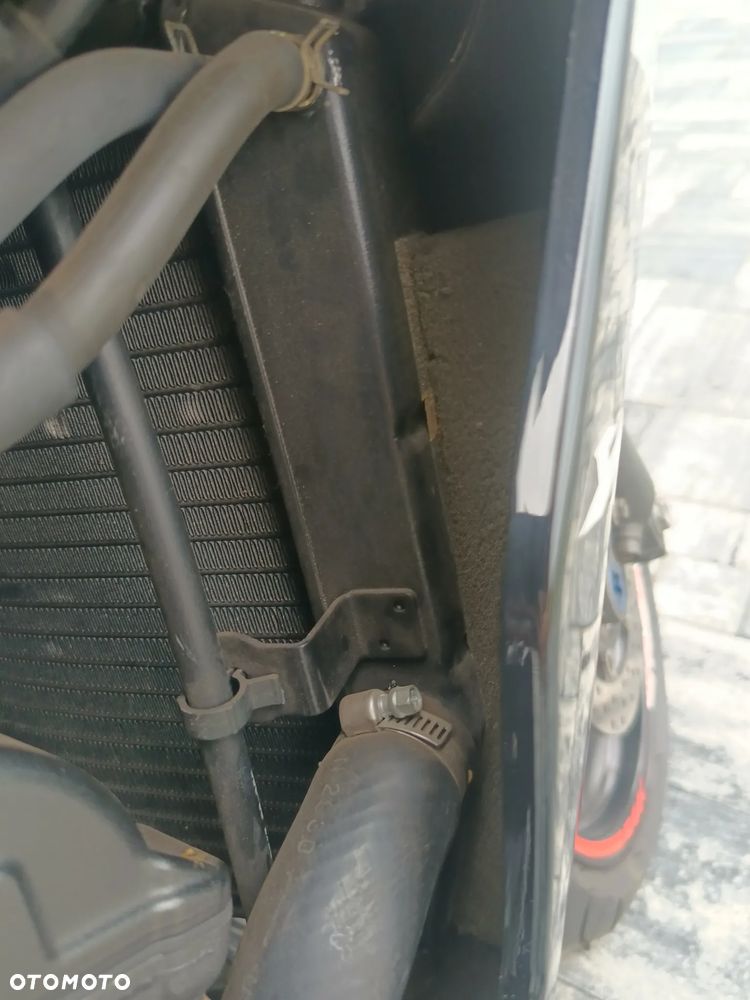 Yamaha YZF - 23