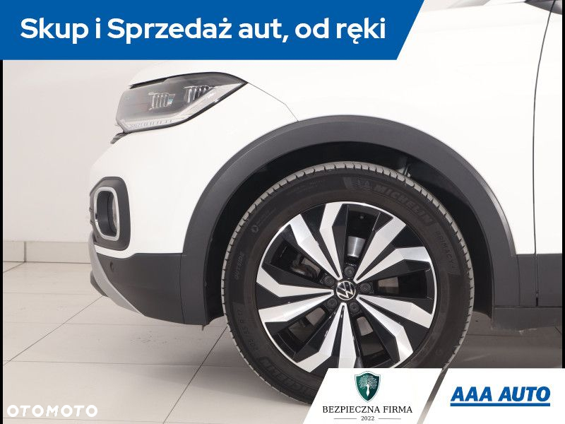 Volkswagen T-Cross - 14